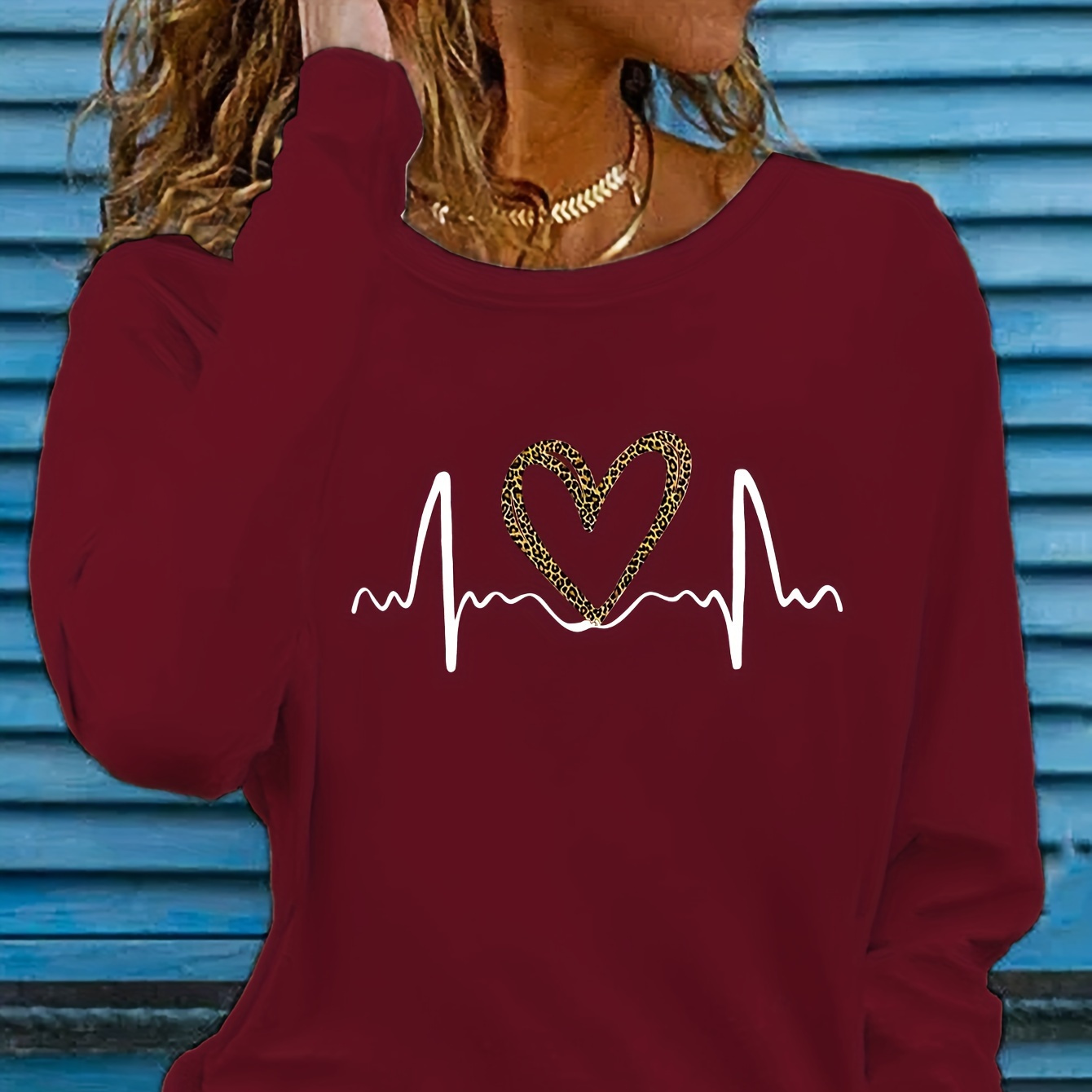 

Heart Print T-shirt, Long Sleeve Crew Neck Casual Top For Spring & Fall, Women's Clothing