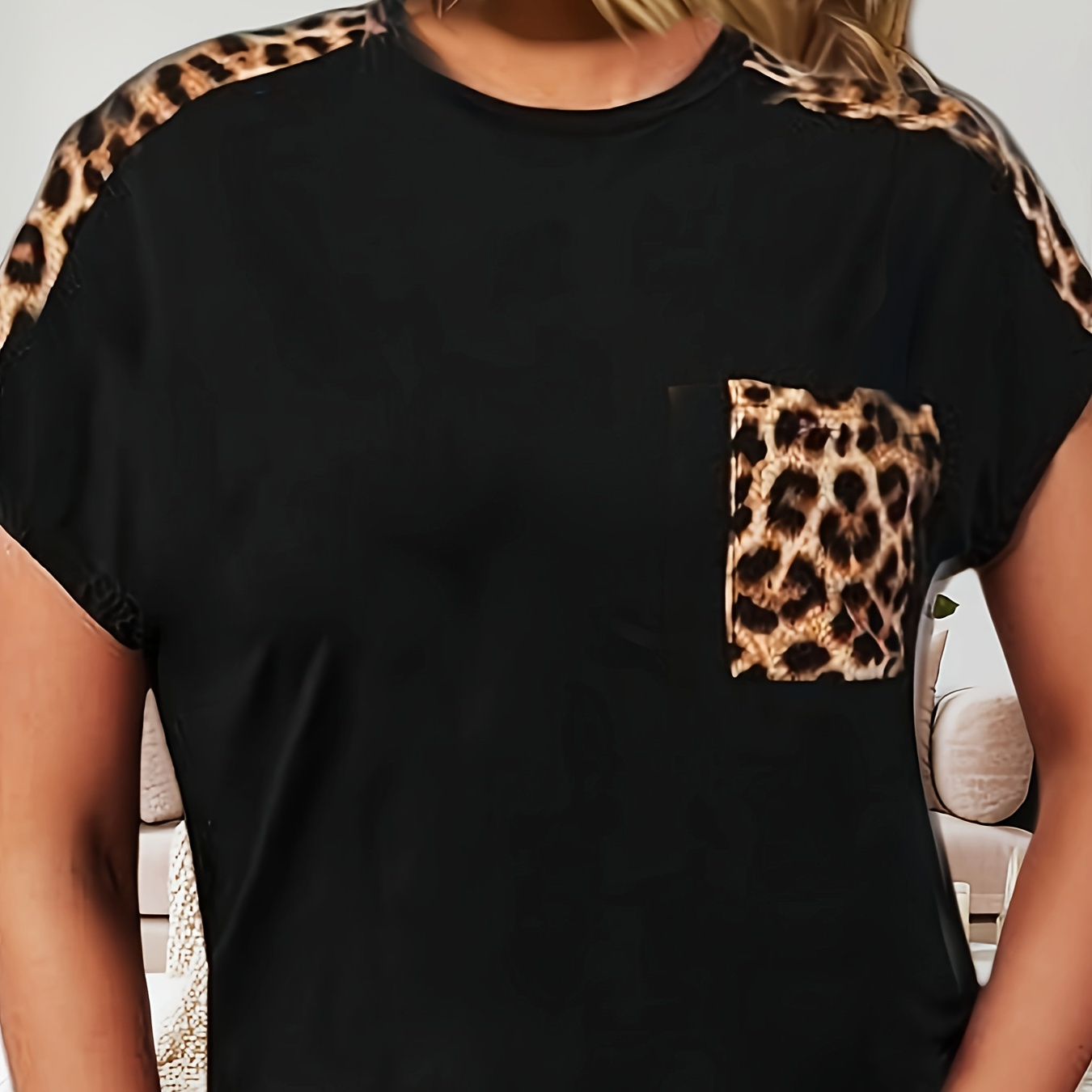 

Elegant Casual Leopard Print Top - Round Neck, Polyester And Elastane , Machine Washable, Knitwear