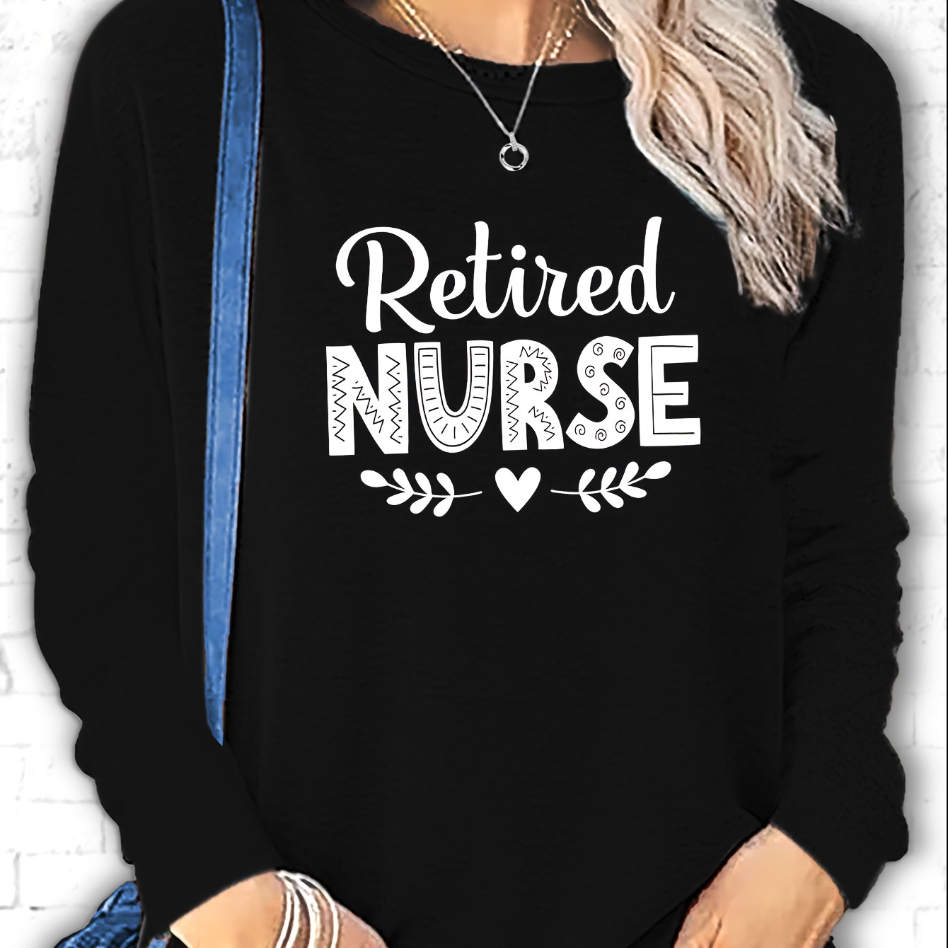 

Letter Print Women's Round Neck Long Sleeve T-shirt