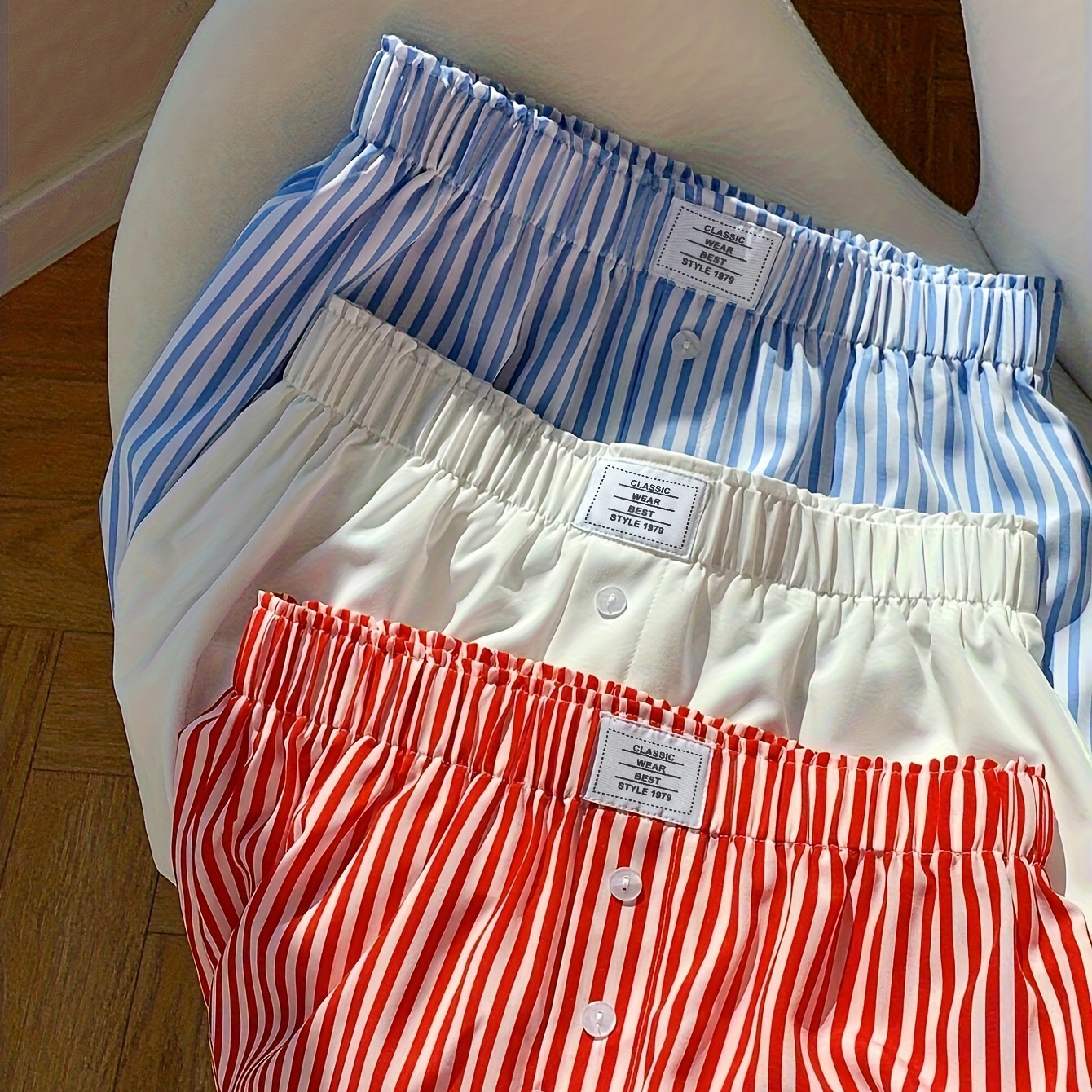 

Multi-piece Set Of 3 Women's Contrast Color Striped Solid Color Patchwork Elastic Waist Shorts With Button Design