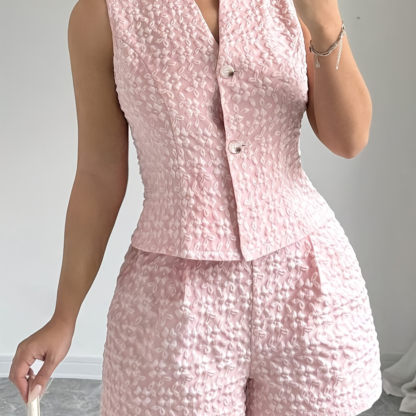 

Elegant Pink Jacquard Two-piece Set For Women - Chic Sleeveless V-neck & High-waist Shorts, Polyester, Machine Washable, Spring/summer Collection