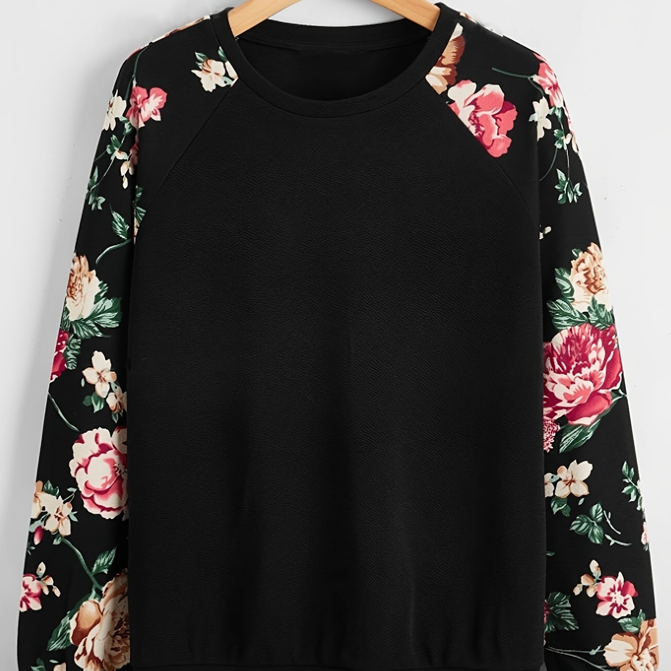 

Plus Size Knitted Sweatshirt For