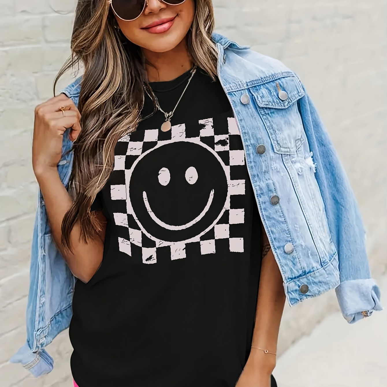 

Women's Casual Crew Neck T-shirt, 100% Polyester Knit Fabric, Regular Length, With Cartoon Print, For Summer Tee