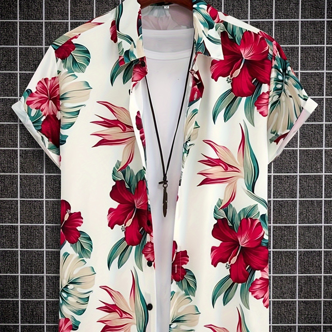 

Hawaiian Style Flowers And Leaves Pattern Men's Short Sleeve Button Down Shirt For Summer Holiday