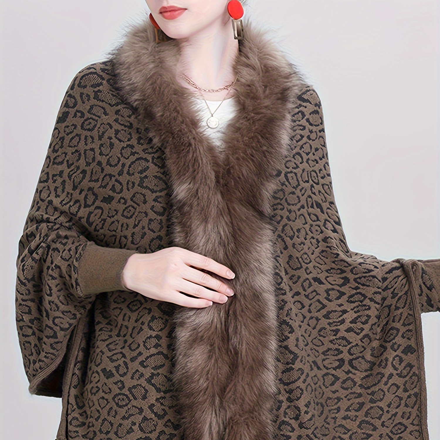 

Elegant Leopard Print Knit Cardigan With Fur Collar & Tassel Trim - Batwing Sleeves, Open Front Shawl Cape For Women - Fall/winter, For Winter