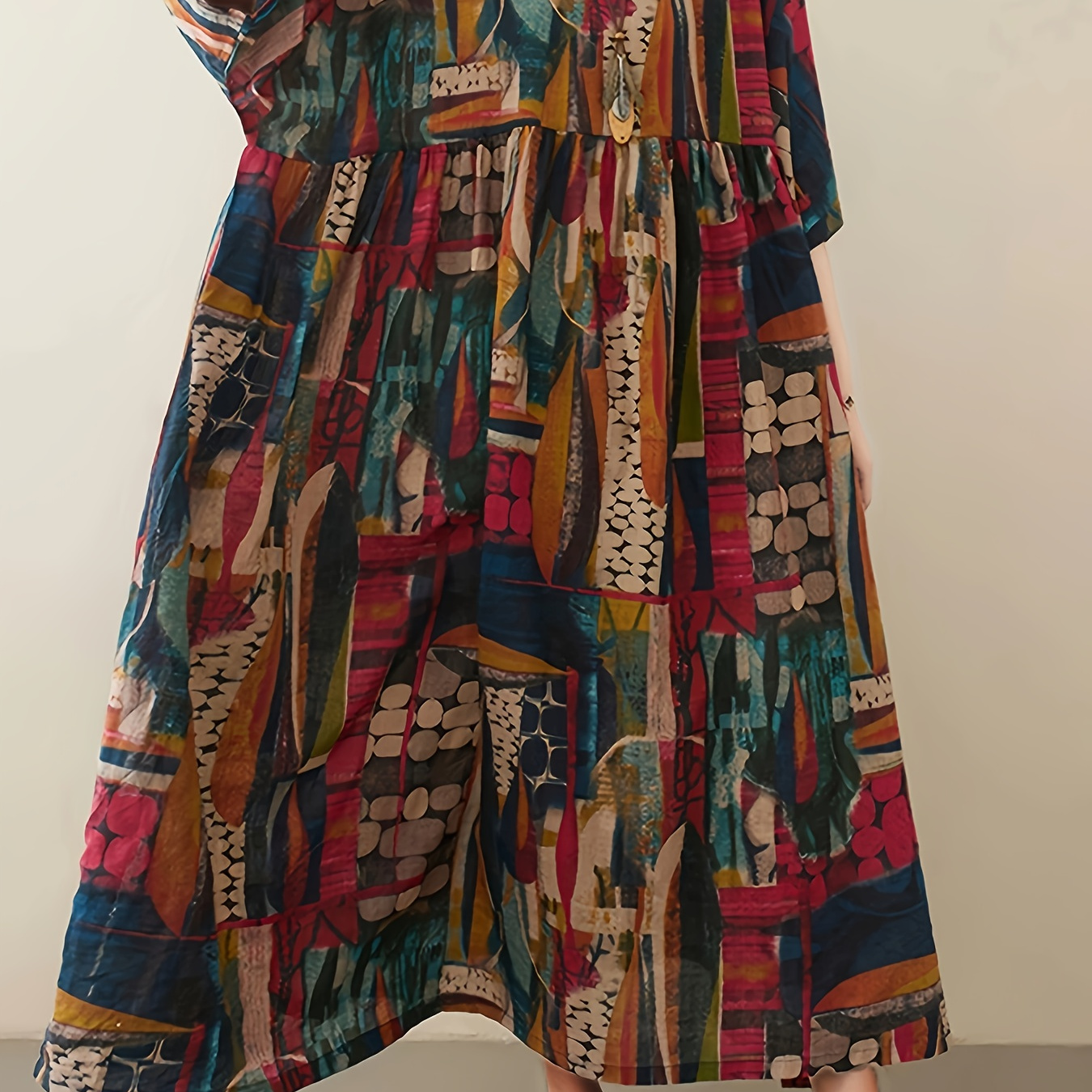 

Robe d'Été Grande Taille pour Femme d'Inspiration Vintage Colorée - Col Rond, Manches Courtes, Coupe avec Poches, Imprimé Floral Élégant, Tissu en Viscose Lavable en Machine, Robes Grande Taille