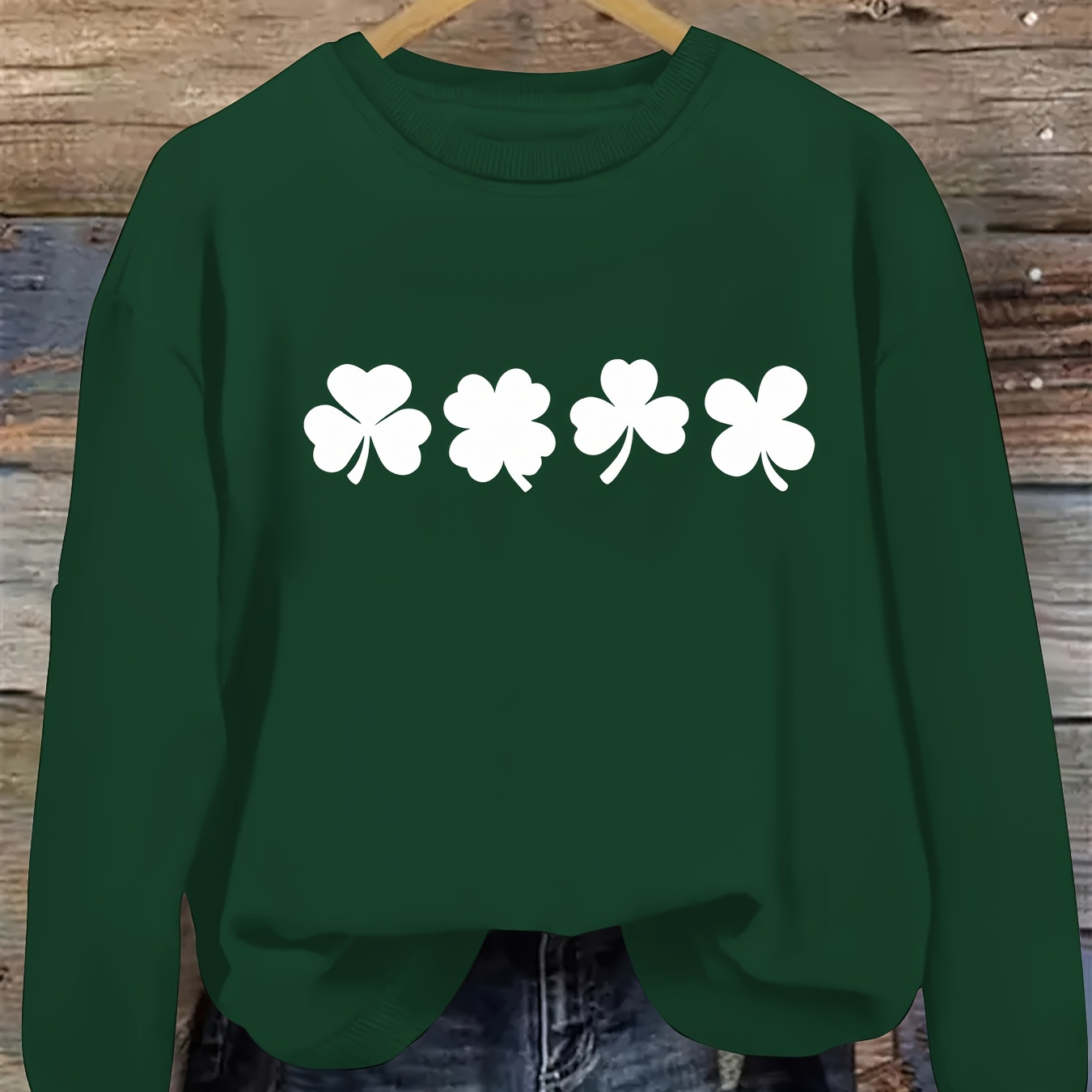 

Plus Size Clover Print Sweatshirt, Casual Long Sleeve Crew Neck Sweatshirt, Women's Plus Size Clothing