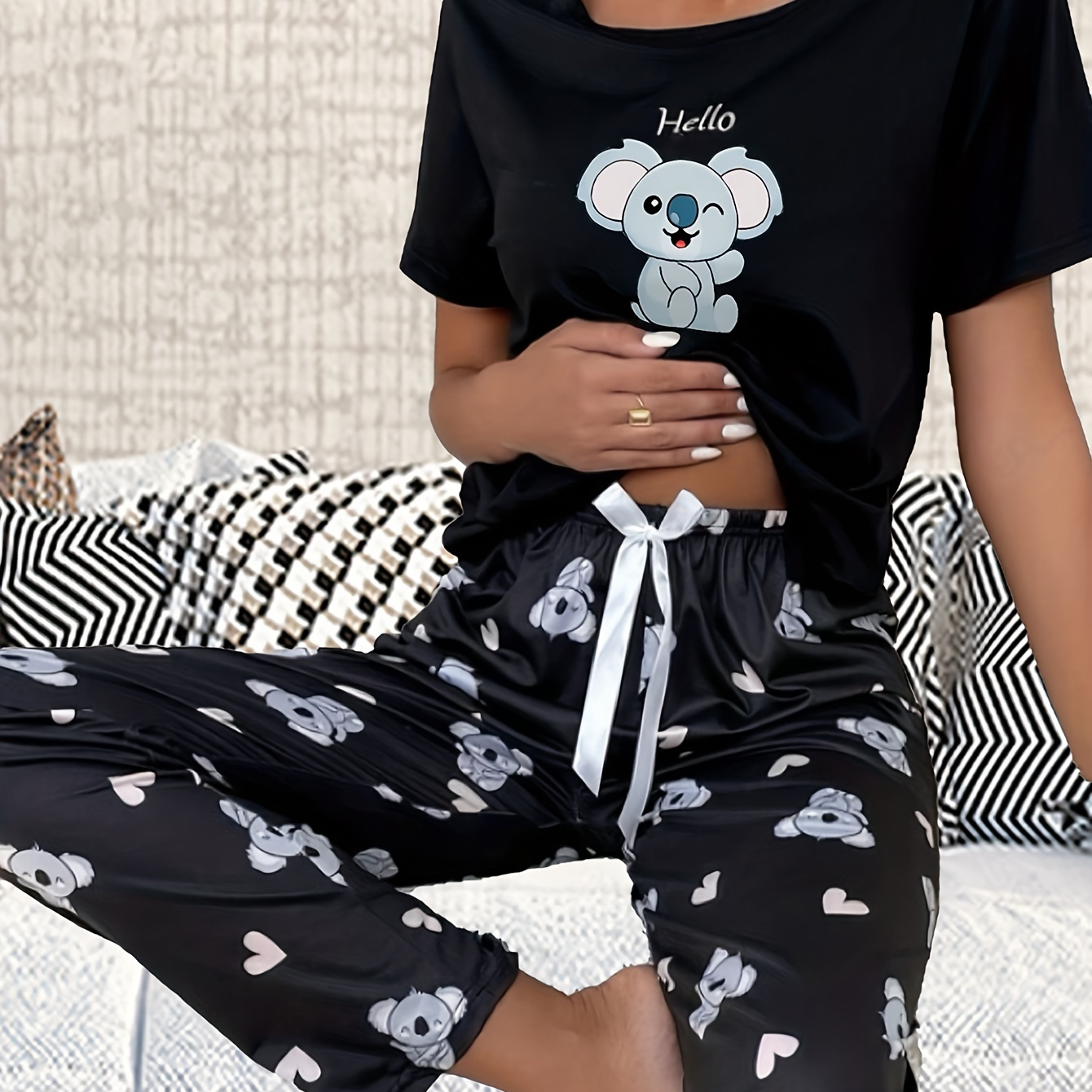 

Cartoon Koala Print Pajama Set, Short Sleeve Crew Neck Top & Elastic Waistband Pants, Women's Sleepwear & Loungewear