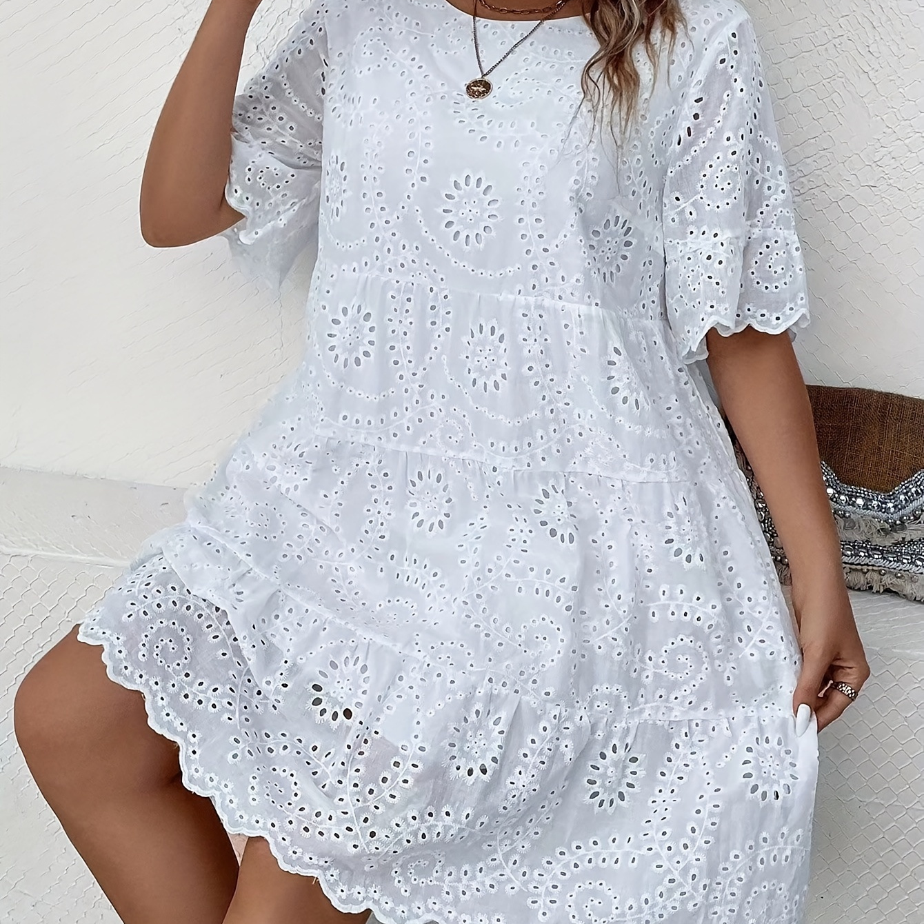 

Plus Size Eyelet Embroidery Solid Dress, Elegant Scallop Trim Cut Out Short Sleeve Crew Neck Dress, Women's Plus Size clothing