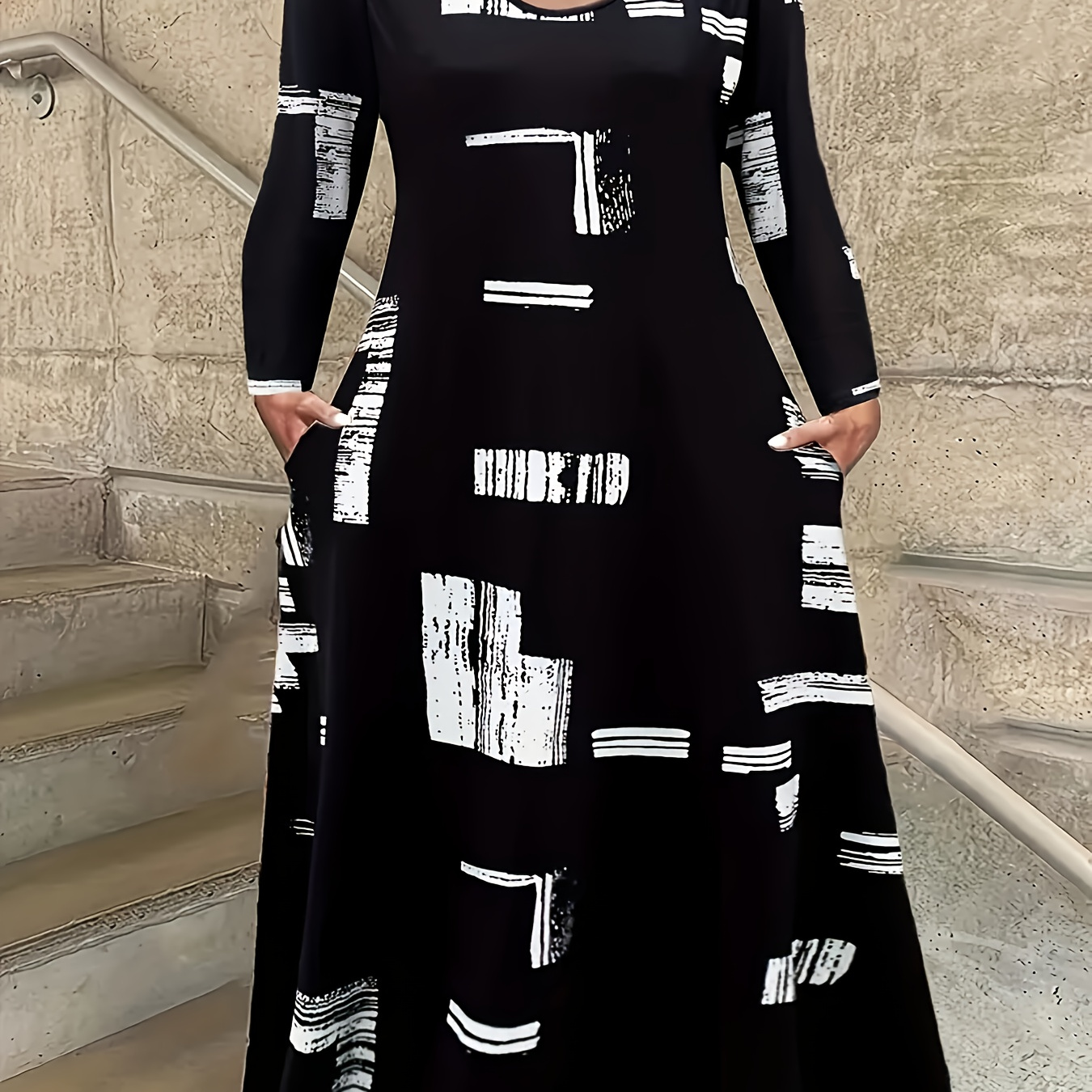 

Elegant Geometric Print Long Sleeve Maxi Dress - Crew Neck, Polyester, For Women