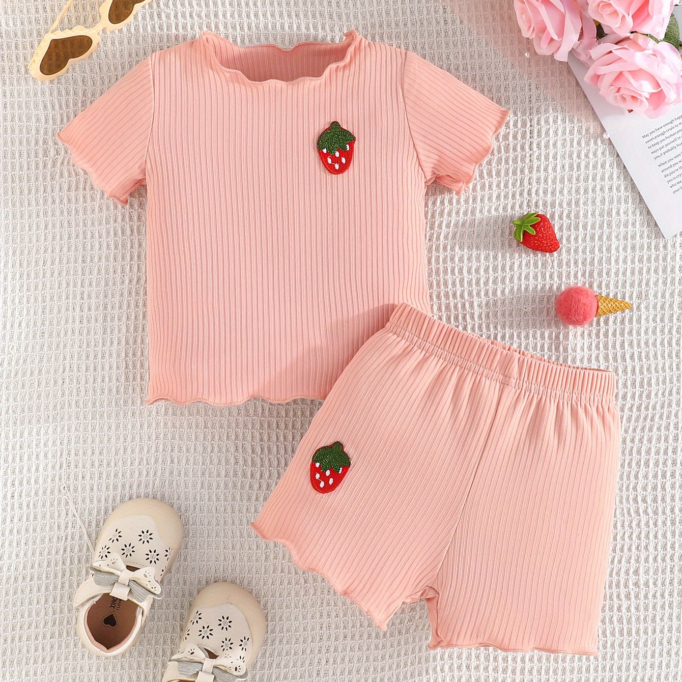 

Baby's Cute Strawberry Patchwork 2pcs Summer Outfit, Ribbed T-shirt & Shorts Set, Toddler & Infant Girl's Clothes For Daily Wear/holiday/party