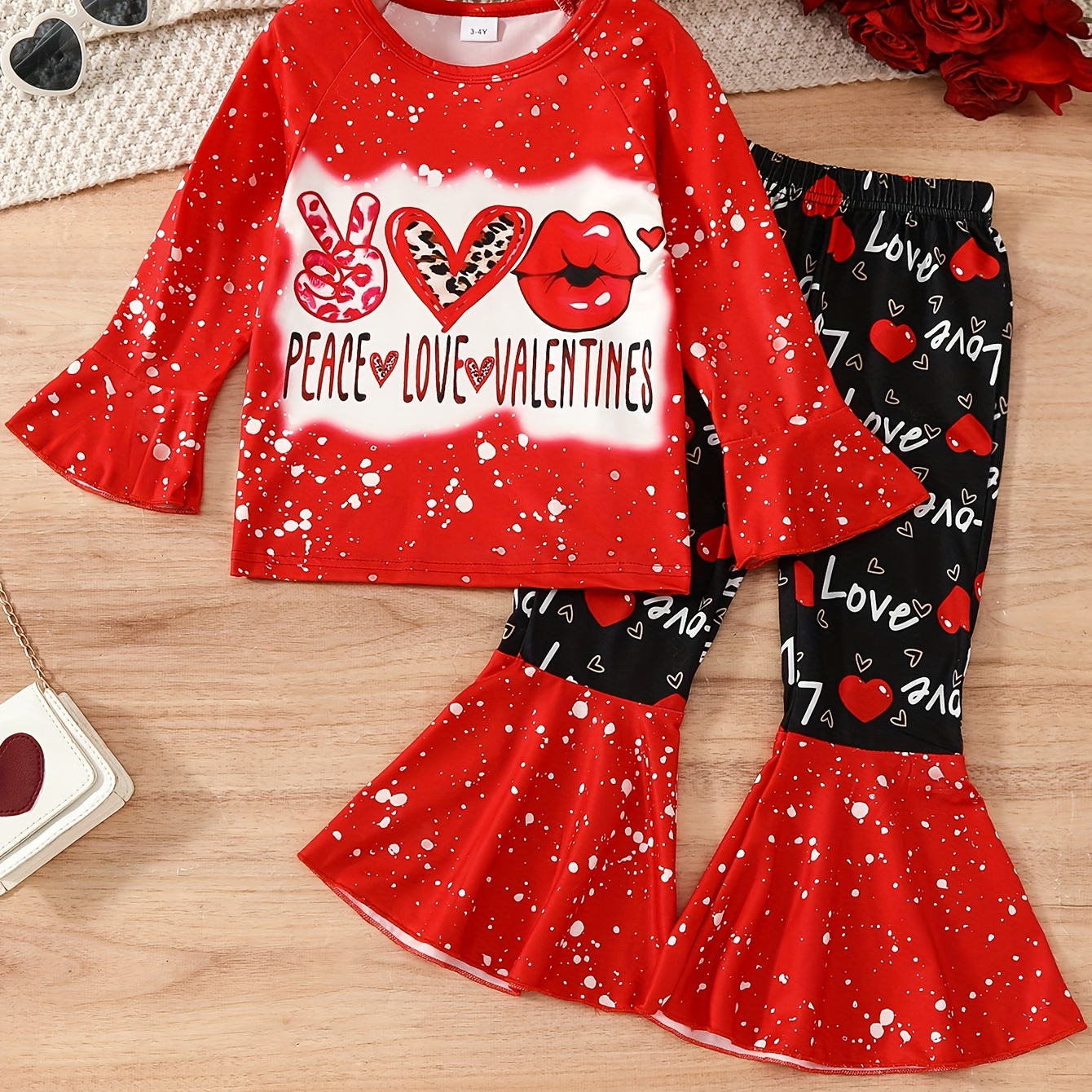 

2pcs Girls Lovely Peace Love Valentine Print Top + Splicing Heart Graphic Flare Pants Set For Spring Fall Christmas Gift