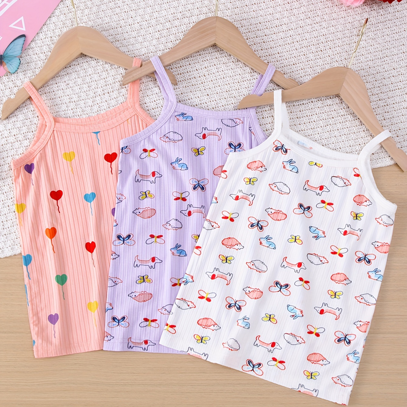 

3pcs Girls Cute Camisole Allover Cartoon Print 2023 New Trend Bottoming Vest Soft And Comfortable Children's Vest