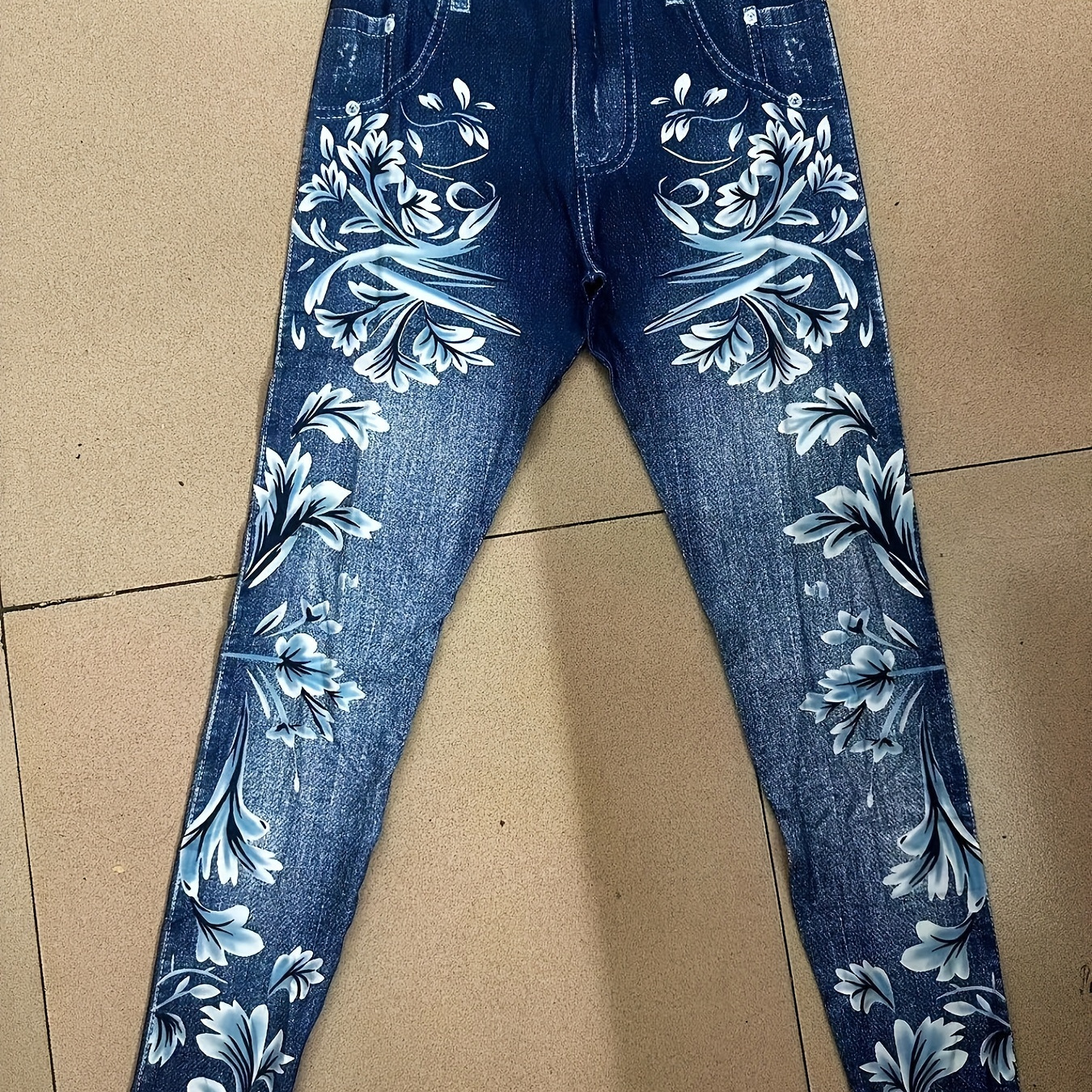 

Elegant Floral Print Polyester Jeggings For Women - Middle-eastern Style Knit Fabric Regular Fit Adult Leggings