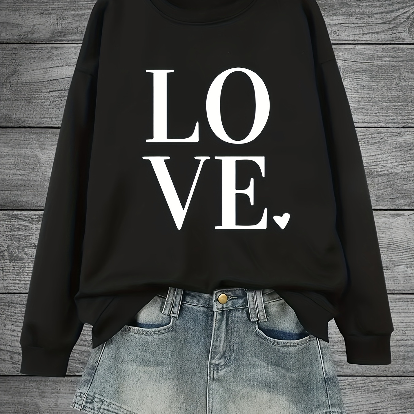 

Plus Size Love Print Sweatshirt, Casual Long Sleeve Crew Neck Pullover Sweatshirt, Women's Plus Size Clothing