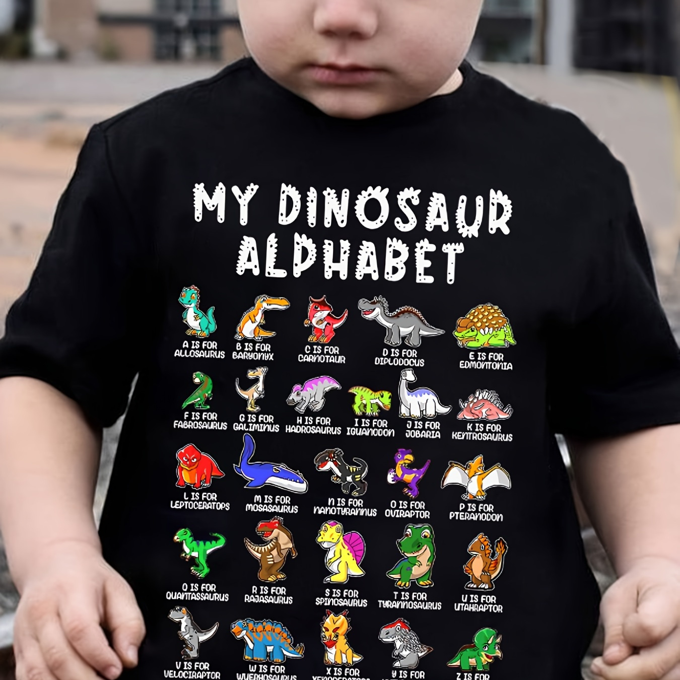 

T-shirt décontracté à manches courtes pour garçon - "MON ALPHABET DE DINOSAURE..." Dessin animé Impression d'animaux Cool Confortable Tee-shirt cadeau avec des visuels attrayants