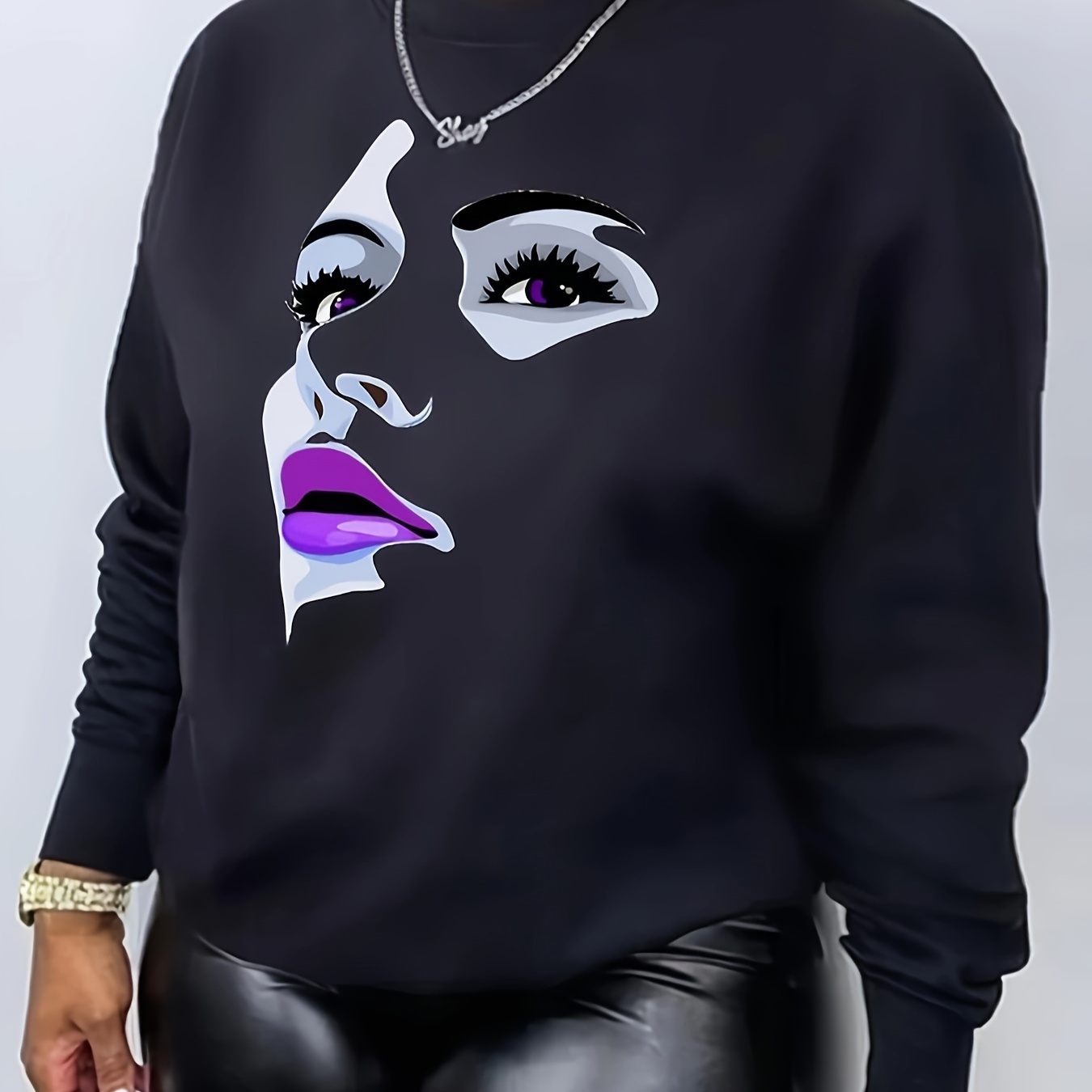 

Chic Graphic Neck Sweatshirt For Women - Cozy Polyester, Machine Washable, Fall & Winter, Casual, Clothing