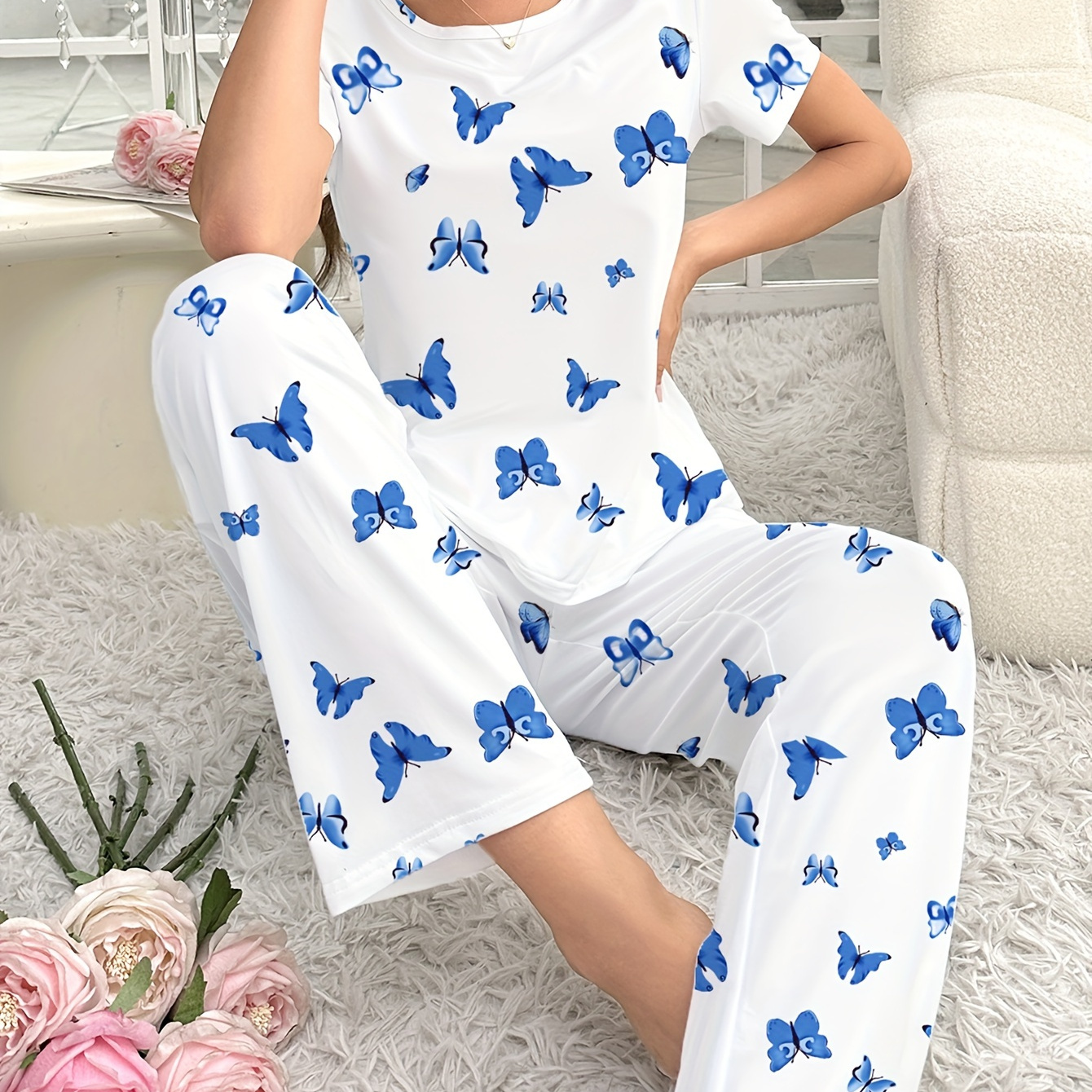 

Allover Butterfly Print Pajama Set, Casual Short Sleeve Round Neck Top & Elastic Pants, Women's Sleepwear