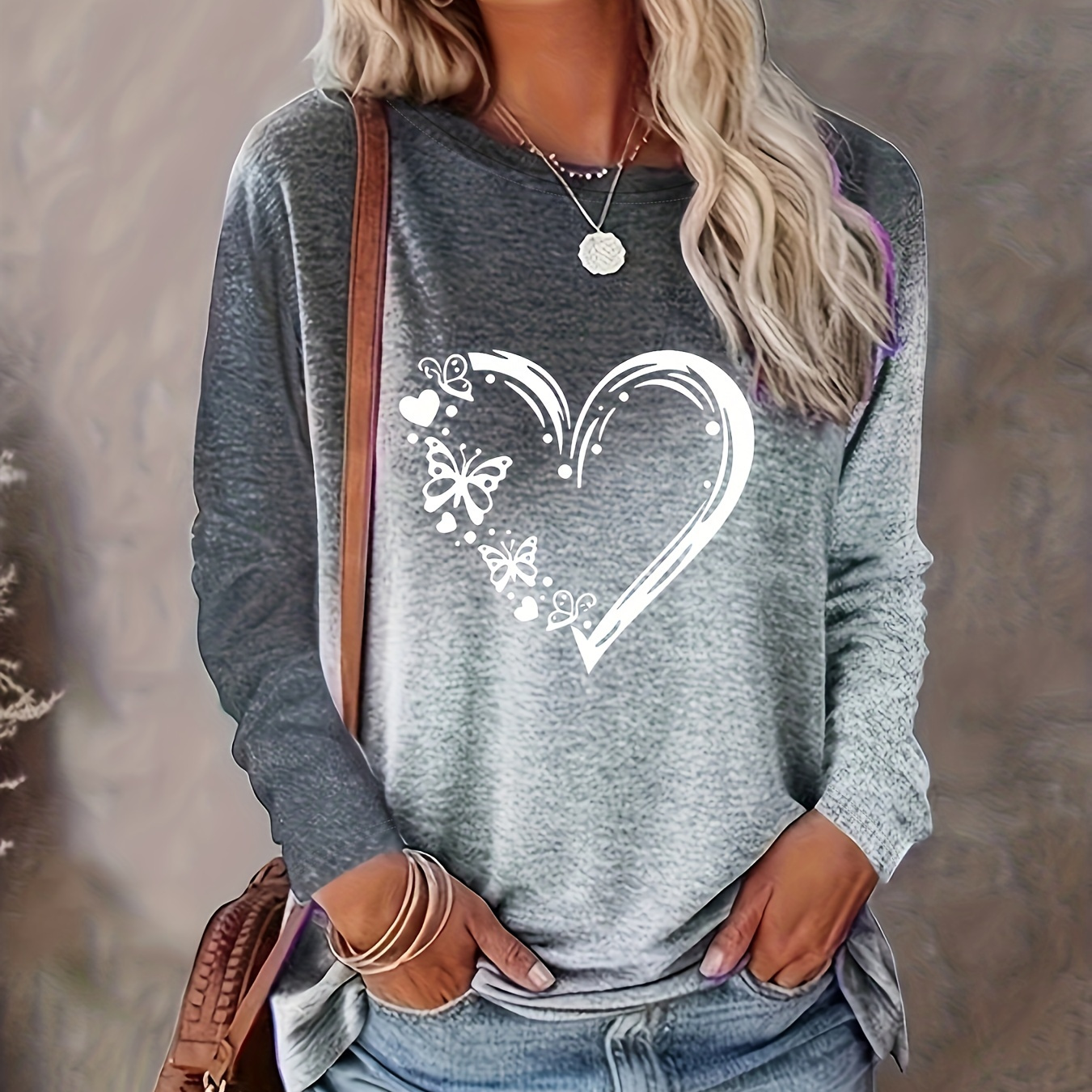 

Heart & Butterfly Print Crew Neck T-shirt, Casual Long Sleeve T-shirt For Spring & Fall, Women's Clothing