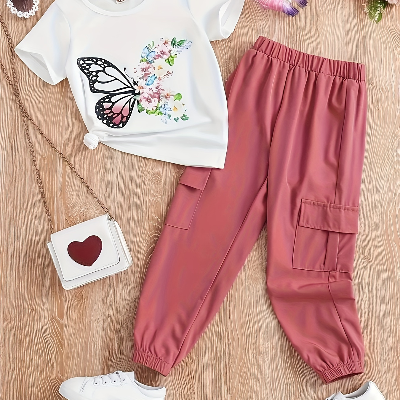 

2pcs, Butterfly Graphic Short Sleeve Crew Neck T-shirt + Solid Color Cargo Jogger Pants Set For Girls, Comfy And Trendy Summer Gift
