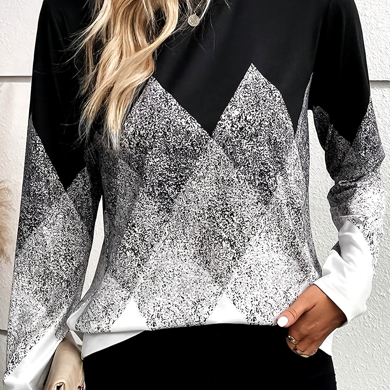 

Women's Casual Long Sleeve T-shirt - Crew Neck, Stretchy Polyester , Machine Washable, Printed Top