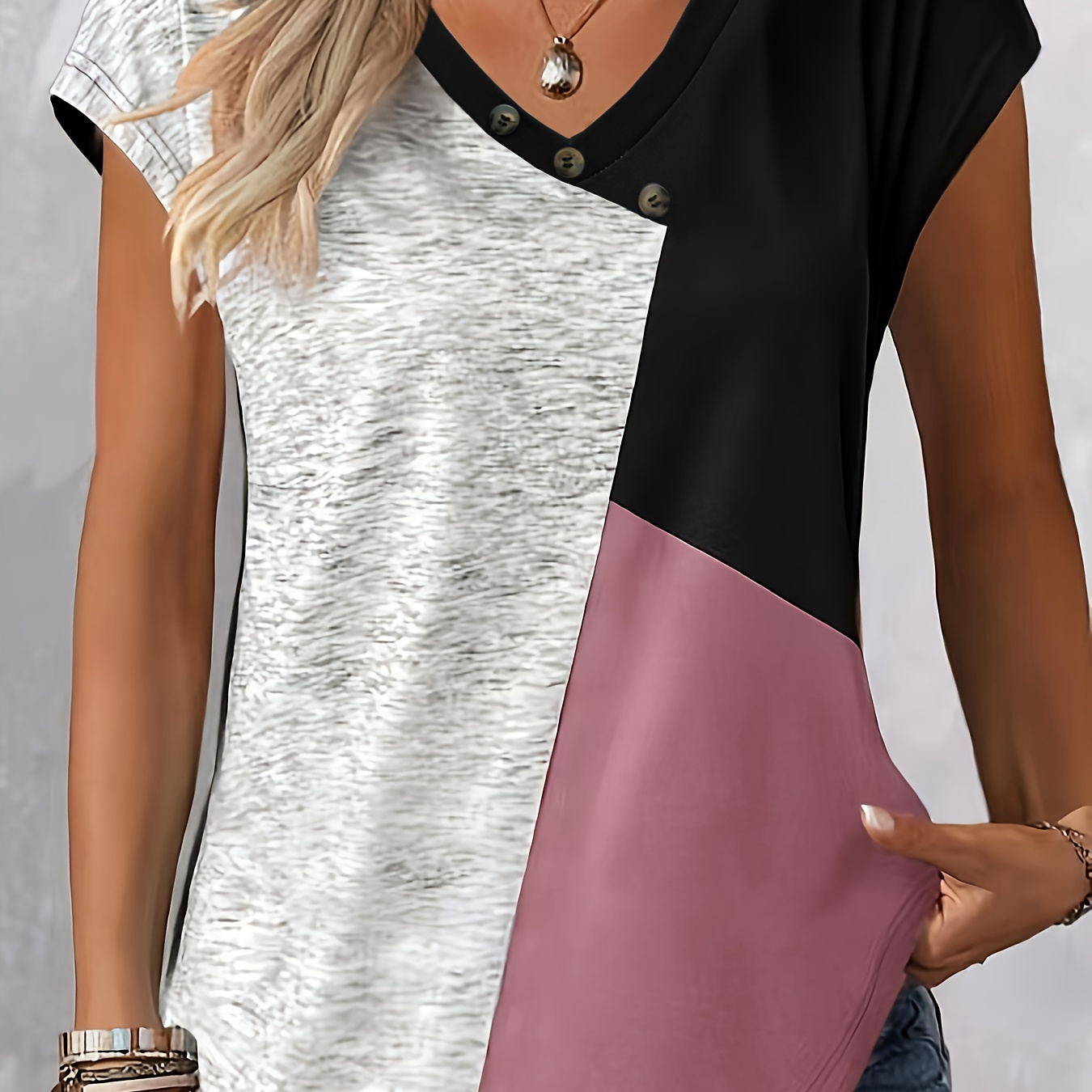 

Plus Size Colorblock Print T-shirt, Casual V Neck Short Sleeve T-shirt, Women's Plus Size clothing