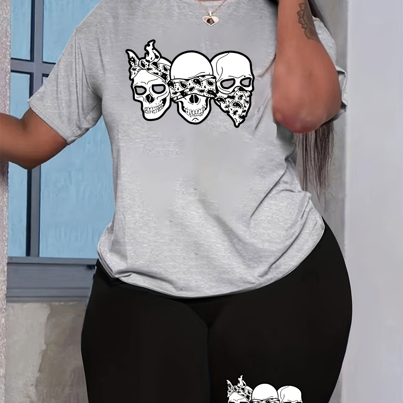 

Plus Size Skull Print Two-piece Set, Crew Neck Short Sleeve Top & Shorts Outfits, Women's Plus Size Clothing