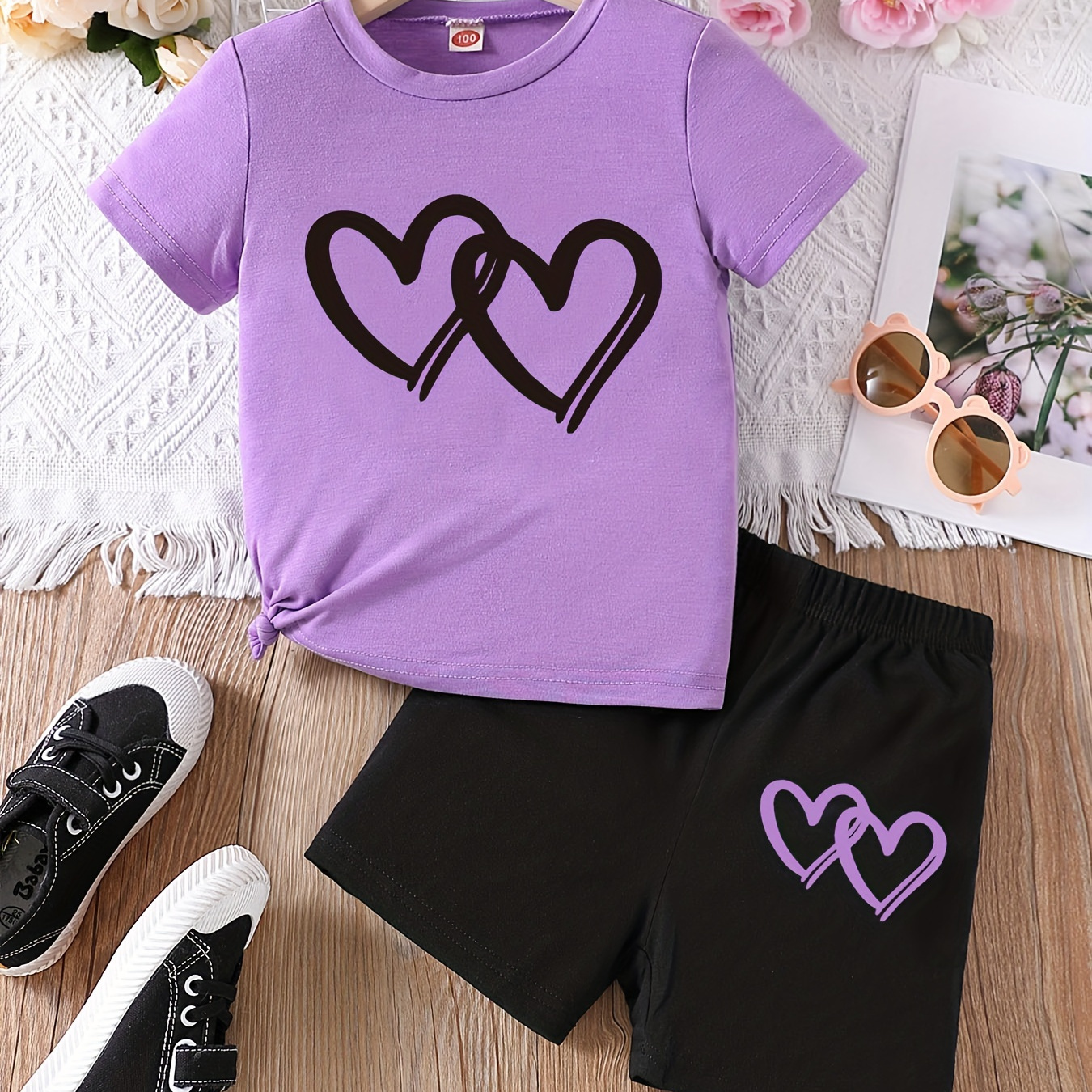 

2pcs, Hearts Print Short-sleeve Top + Matching Shorts Girl's Summer Set - Perfect For Casual Outings, Gift Idea