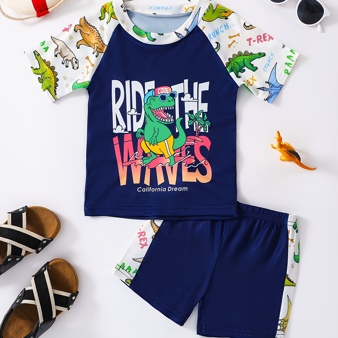 

Boys Dinosaur Swimsuit 2-piece Set, Raglan Sleeve Top And Shorts Elastic Swimsuit Set, Summer Beach Vacation Children's Swimwear