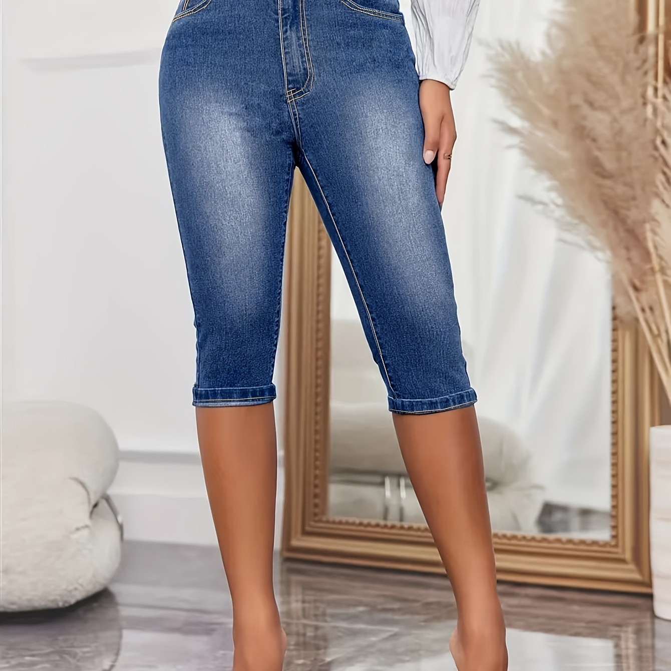 

Plain Washed Blue Slash Pocket Capri Denim Pants, Zipper Button Closure Skinny Fit Women's Jeans