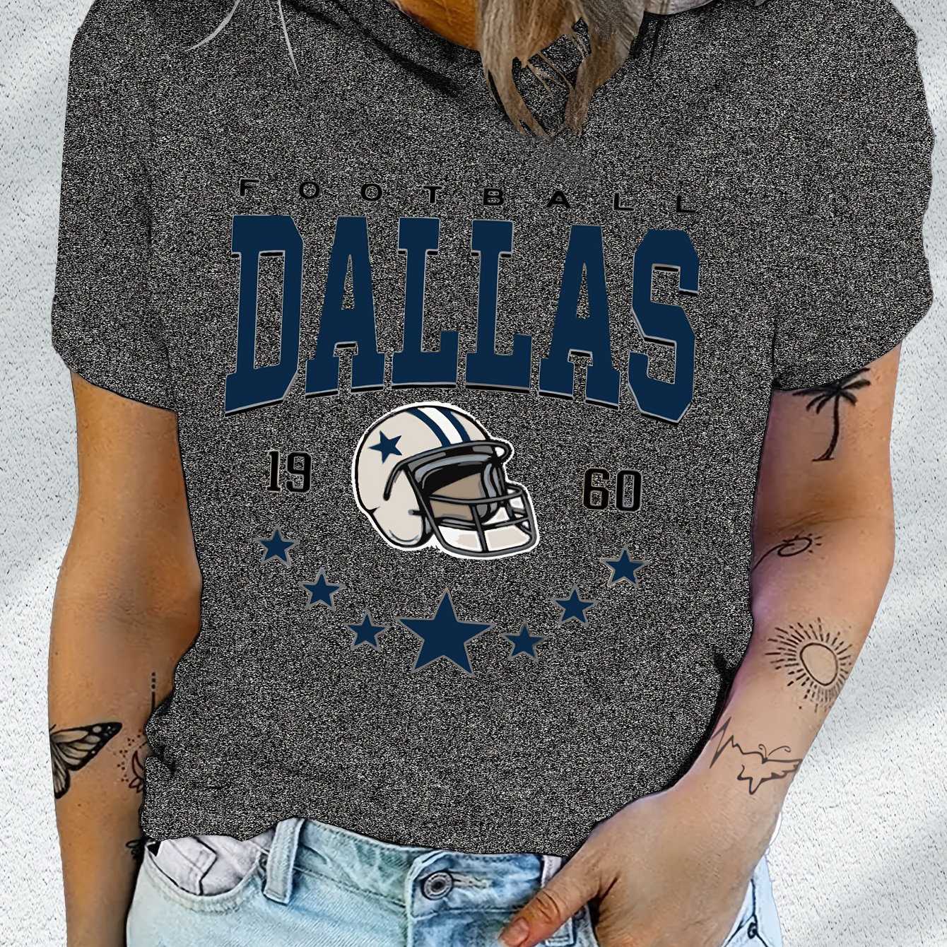 

Dallas Team-inspired Women's Crew Neck T-shirt, 95% Polyester 5% Spandex Casual Top With Helmet & Stars Applique, Knit Short-sleeve Graphic Tee For