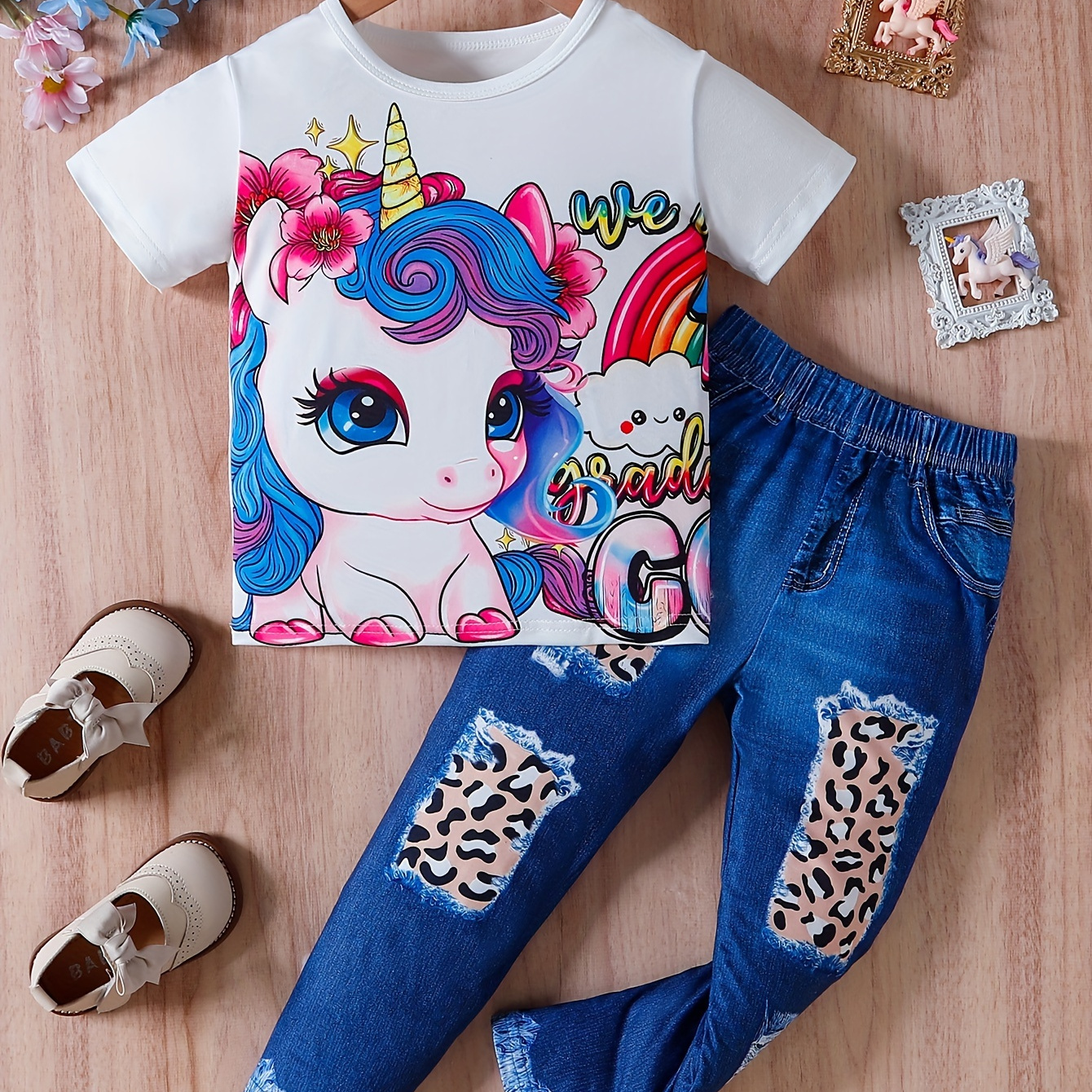 

2pcs Girls Sweet Unicorn Print Outfits Short Sleeve T-shirt + Imitation Denim Print Pants Set For Spring Summer Party