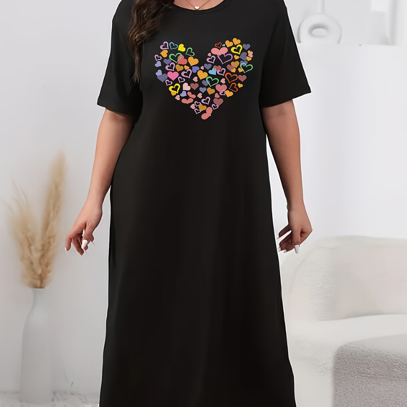 

Robe Décontractée Chic Grande Taille pour Femme avec Motif Cœur - Manches Courtes Confortables, Col Rond, Tissu Extensible, Lavable en Machine - Parfaite pour /Été