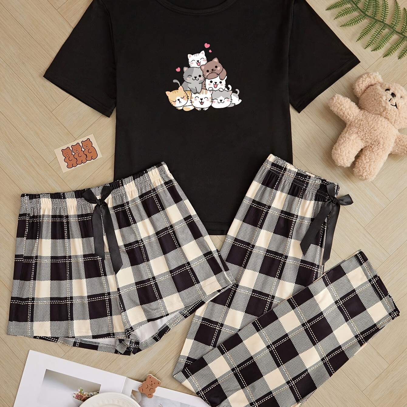

Women's Cute Cat Print Pajama Set, Short Sleeve Round Neck Top & Shorts & Pants, Comfortable Relaxed Fit