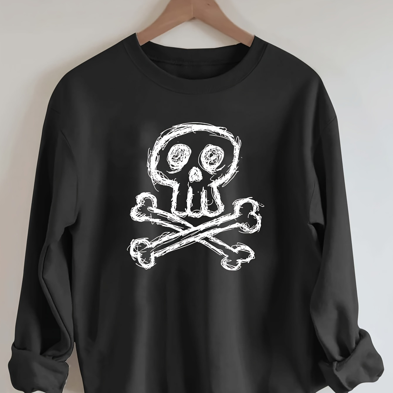 

Women's Polyester Graphic Skull & Crossbones Print Sweatshirt - Crew Neck Casual Style, Geometric Pattern, Knitted Fabric For Fall/winter