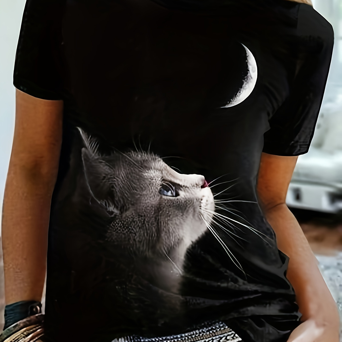 

Cat & Moon Print T-shirt, Casual Short Sleeve Crew Neck Top For Spring & Summer, Women's Clothing
