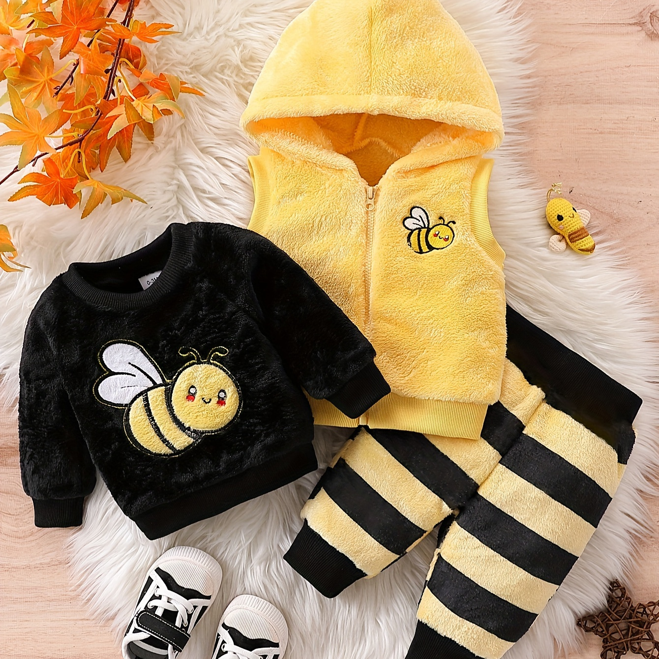 

3pcs Bee Embroidery 's Fall/ Co-ords, Fuzzy Sweatshirt & Hooded & Striped Pants, Toddler & Infant Boy's Clothing Set