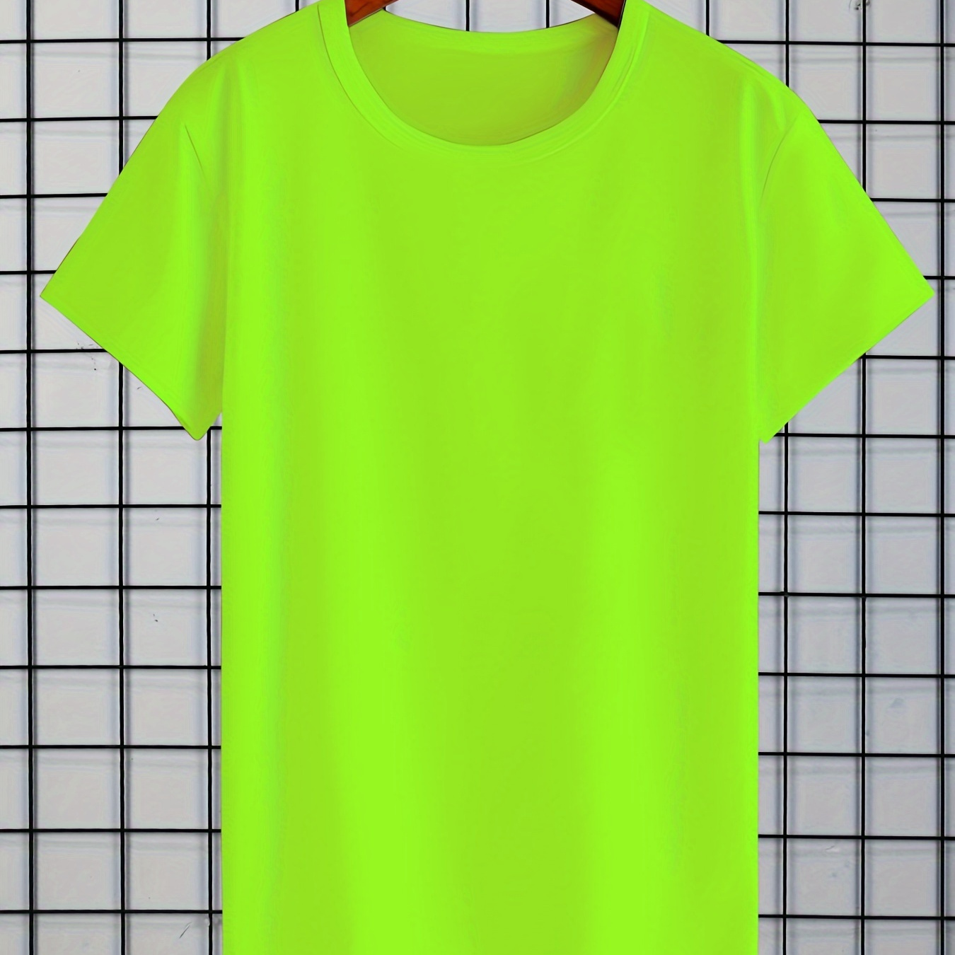 

T-shirt unie pour homme, Tee-shirt col rond polyvalent, Haut à manches courtes décontracté, Vêtements pour hommes pour une tenue quotidienne estivale