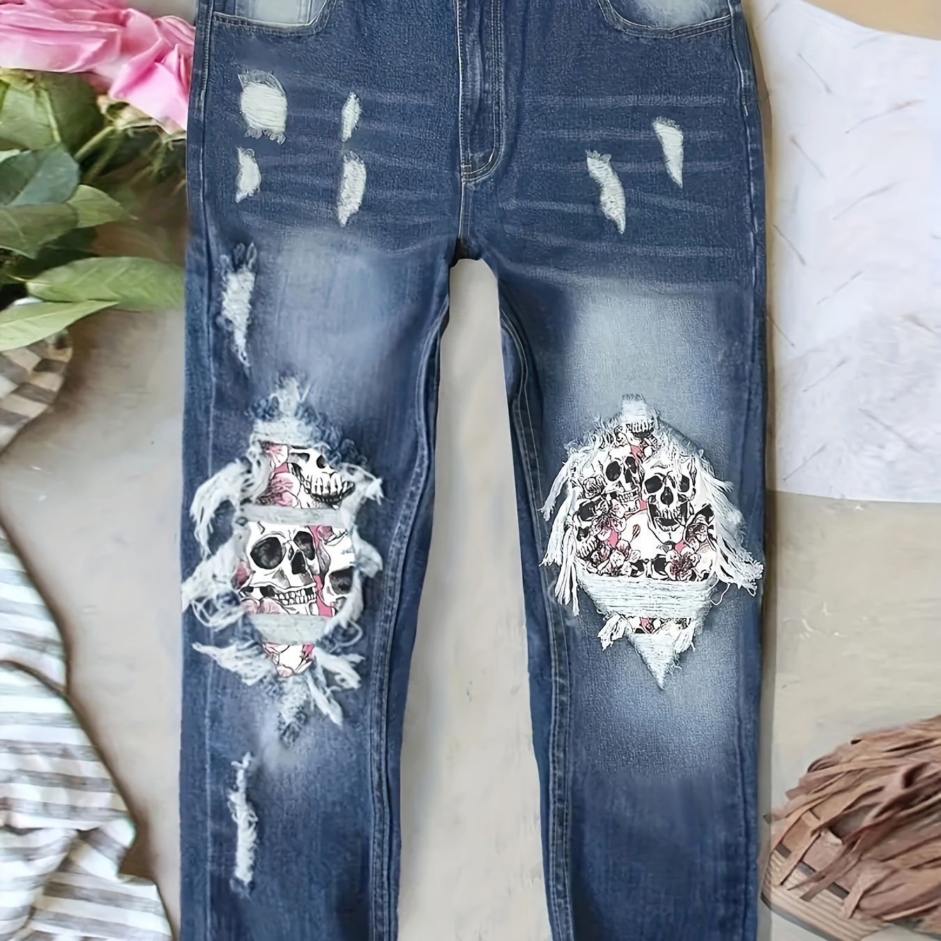 

Women's Fashion Distressed Ripped Rolled Hem Jeans With , Street Style Denim Pants For Autumn For Fall