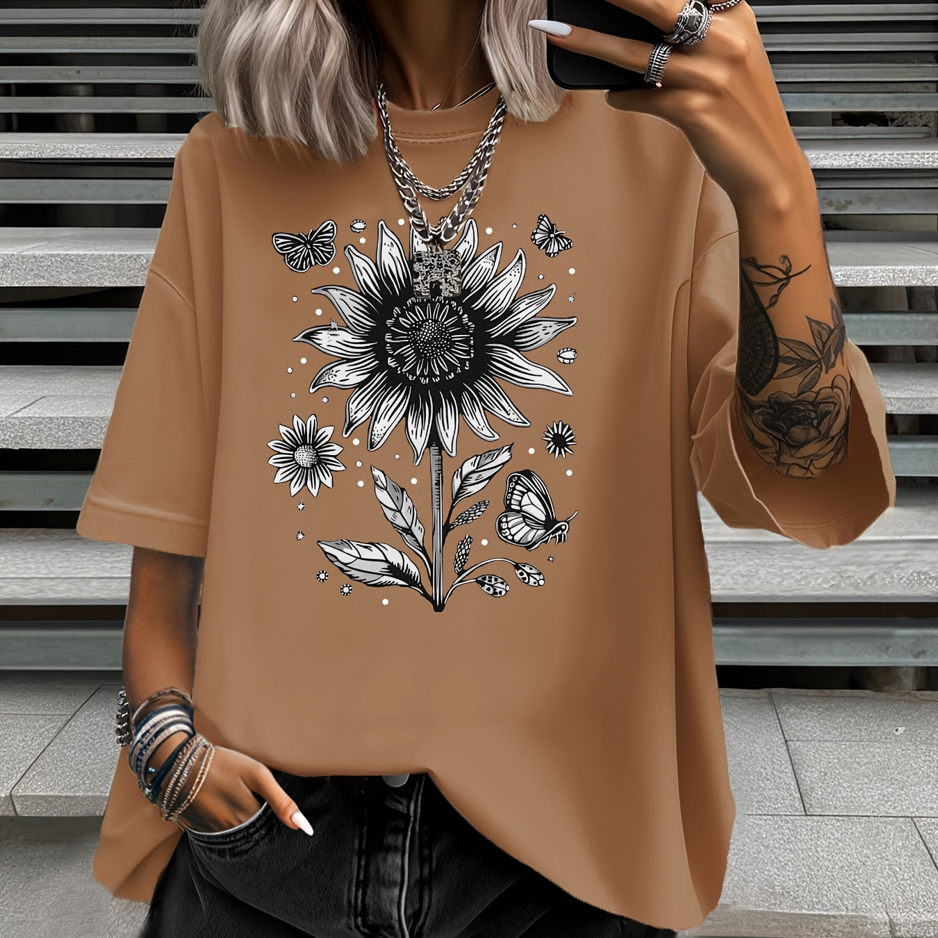 

1pc Women's Plus Size Casual Crew Neck T-shirt With Sunflower Print, Polyester 95% Spandex 5% Knit Fabric, Stretch, Floral Pattern For Spring/summer