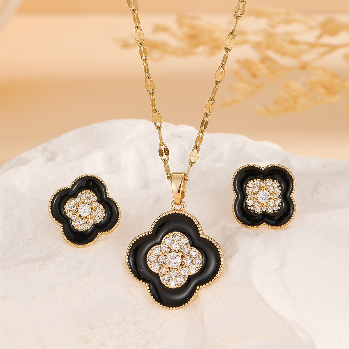 

Flower Shape Pendant Necklace & Stud Earrings Set Inlaid Shiny Zircon Elegant Copper Jewelry Set