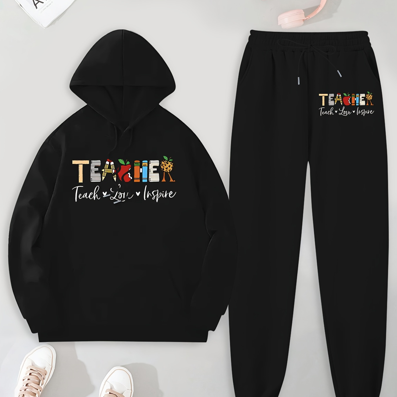 

Teacher-inspired Women's Hoodie And Pants Set: Geometric Pattern, Pockets, And Knit Fabric - Fall/winter