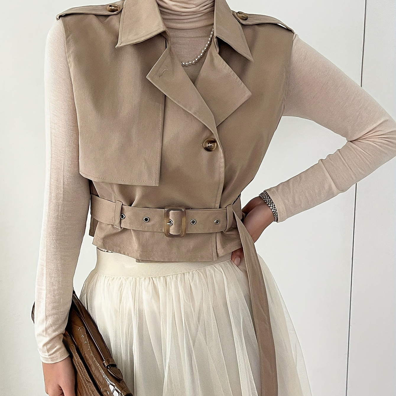 

1pc Elegant Women's Polyester Trench Vest - Chic Lapel Collar, Solid Color, Wear With Belt Detail, Woven Fabric - Outerwear For Adults