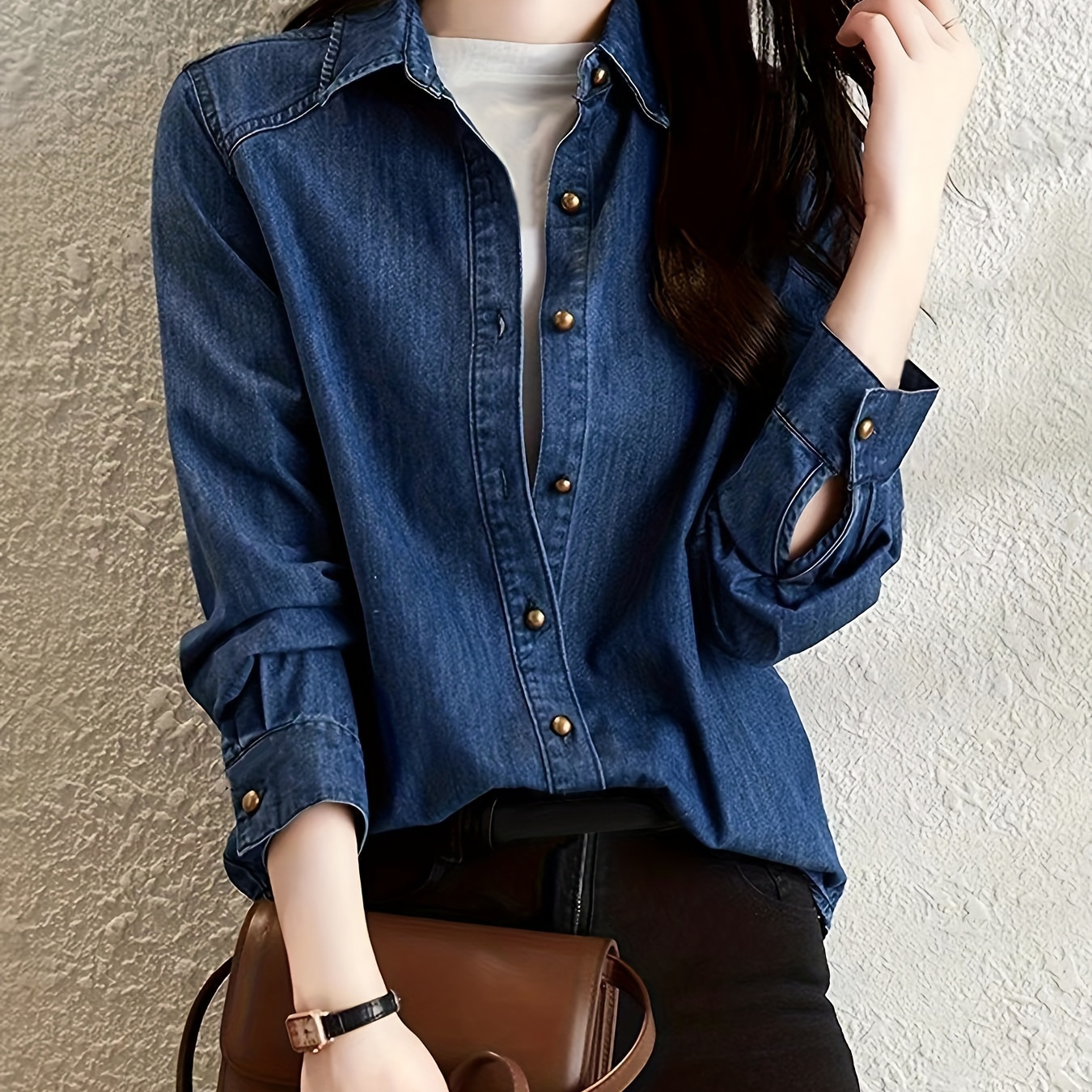 

Women's Casual Lapel Collar Denim Shirt - Long Sleeve Button-down Jean Blouse, Cotton Non-stretch Fabric, Solid Color Regular Fit Top With Slit Hem For Spring/fall