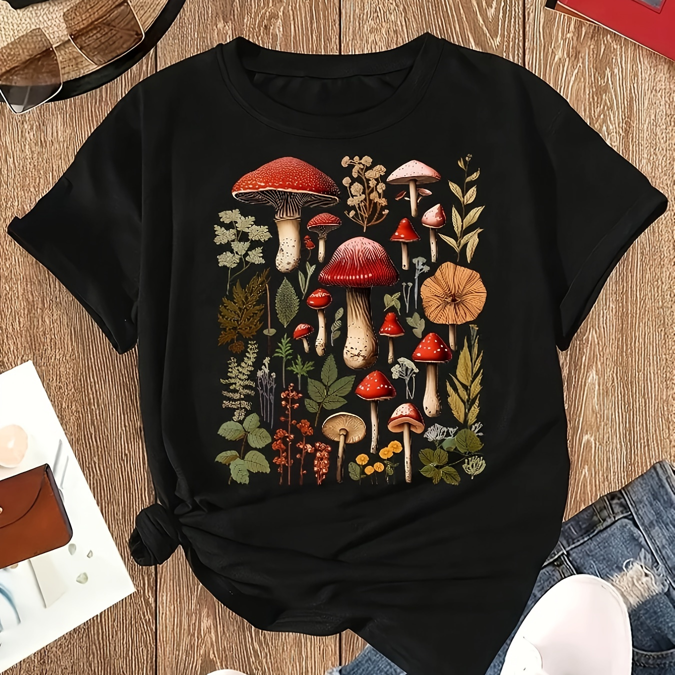 

Mushroom Graphic Print Crew Neck Casual T-shirt - Polyester Knit Fabric, 95% Polyester 5% Spandex, Regular Length, All-season Tee