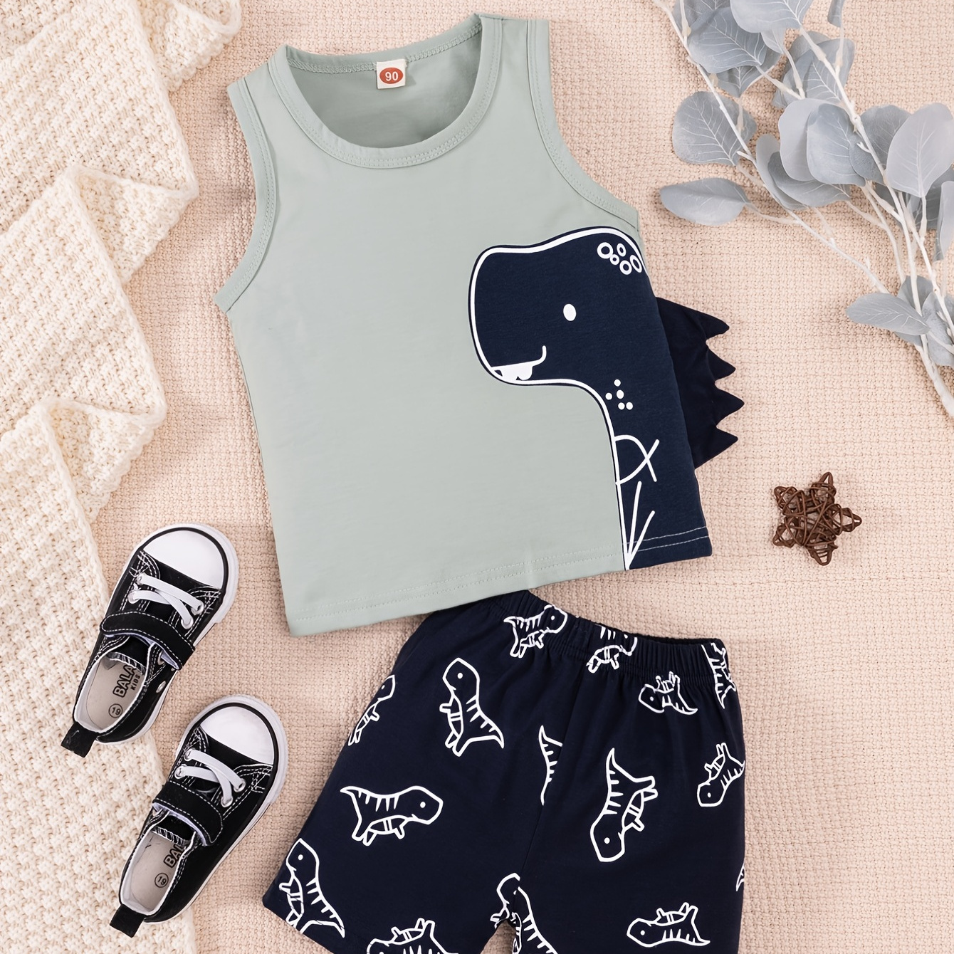 

Boys Cartoon Dinosaur Casual Outfit Round Neck Tank Top & Shorts Comfortable Breathable For Summer Kids Clothes