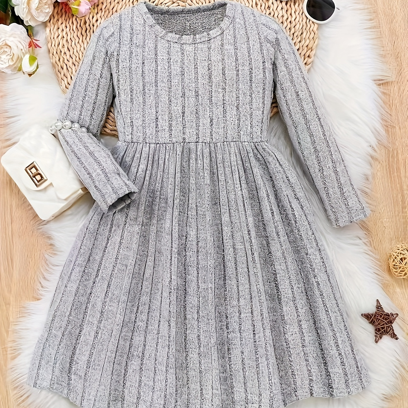 

Girls Solid Color Dress Simple And Versatile Round Neck Long Sleeve Dress