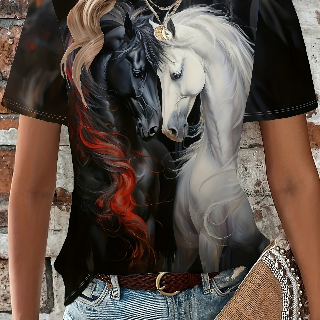 

Women's Casual Crew Neck T-shirt With Unique Horse Print - Soft Polyester, Machine Washable, Spring/summer/fall