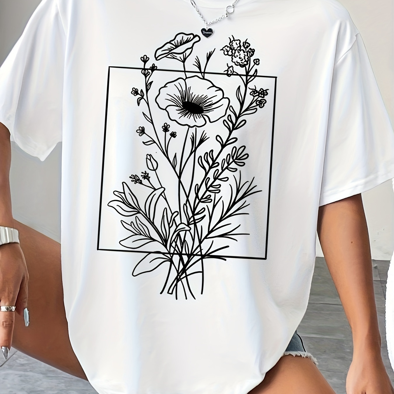 

Graphic Print Drop Shoulder T-shirt, Short Sleeve Crew Neck Casual Top For Spring & Summer, Women's Clothing