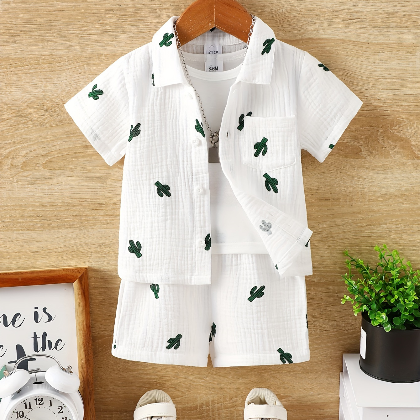 

2pcs Baby Boys' Summer Cactus Print Short Sleeve Collared Shirt & Shorts Set, Casual Toddler Outfit, White And Green, Breathable Cotton Clothing For Infants